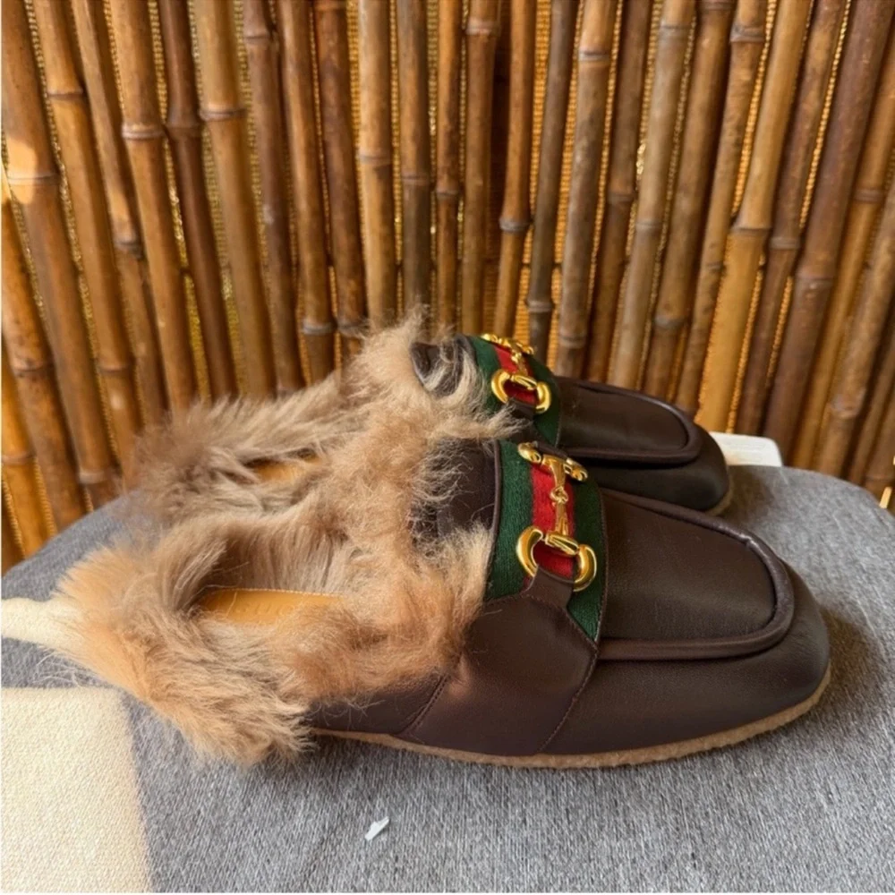 GUCCI men’s fur loafers
